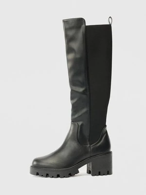 Kozaki na obcasie Raid