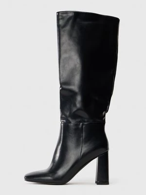 Kozaki na obcasie Simmi London