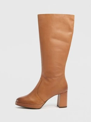 Kozaki na obcasie Unisa