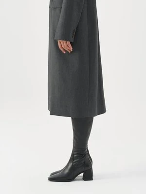 Kozaki na obcasie Vagabond