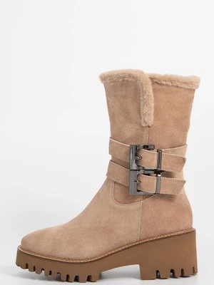 Kozaki na platformie Alma en Pena