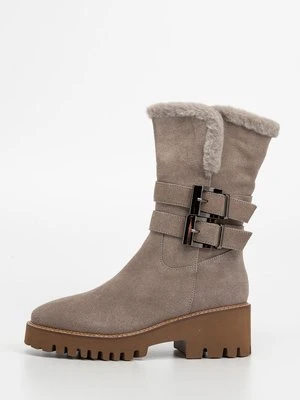 Kozaki na platformie Alma en Pena