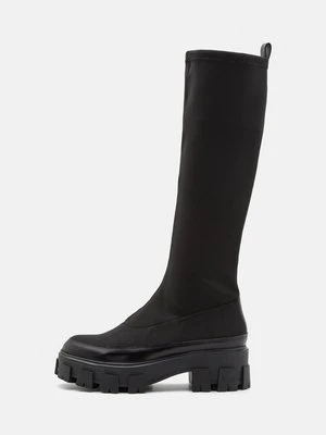 Kozaki na platformie Billi Bi