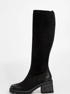 Kozaki na platformie Caprice