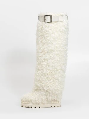 Kozaki na platformie Casadei