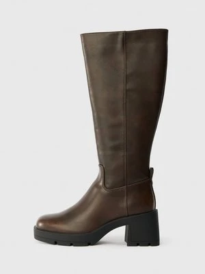 Kozaki na platformie Even&Odd