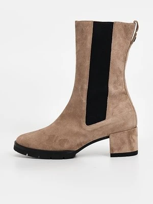 Kozaki na platformie Högl