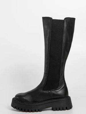 Kozaki na platformie LeGer by Lena Gercke