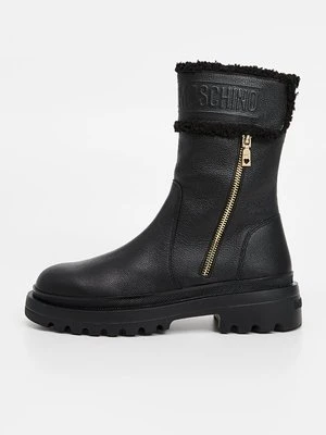 Kozaki na platformie Love Moschino