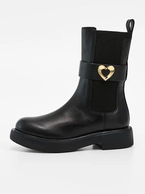 Kozaki na platformie Love Moschino