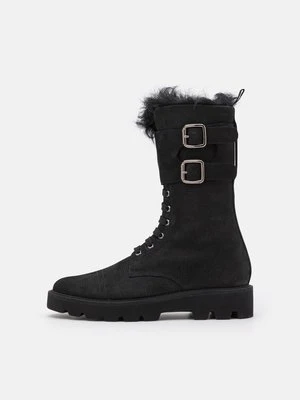 Kozaki na platformie melvin & hamilton