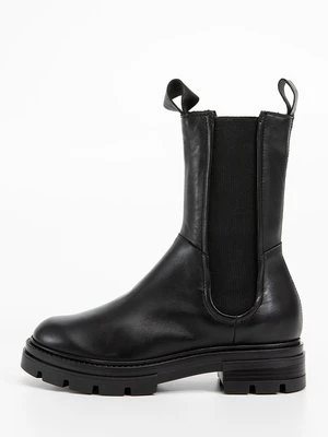 Kozaki na platformie MJUS