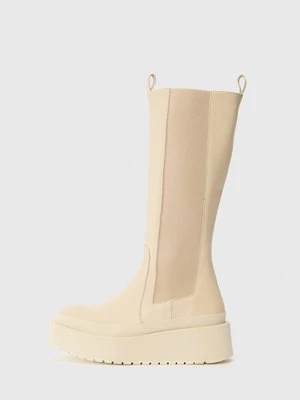 Kozaki na platformie Paloma Barceló