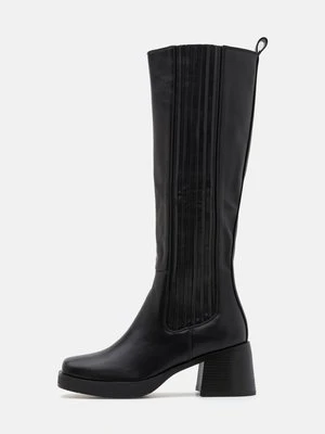 Kozaki na platformie Simmi London