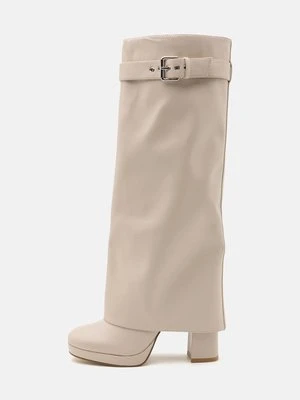 Kozaki na platformie Steve Madden