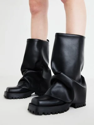 Kozaki na platformie Steve Madden