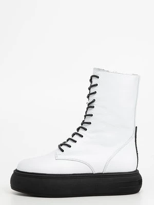 Kozaki na platformie Steve Madden