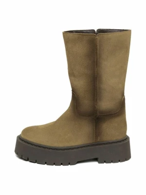 Kozaki na platformie Steve Madden