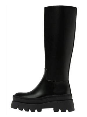 Kozaki na platformie Stradivarius