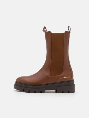 Kozaki na platformie Tommy Hilfiger