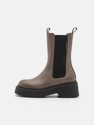 Kozaki na platformie Tommy Jeans