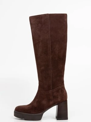 Kozaki na platformie Unisa