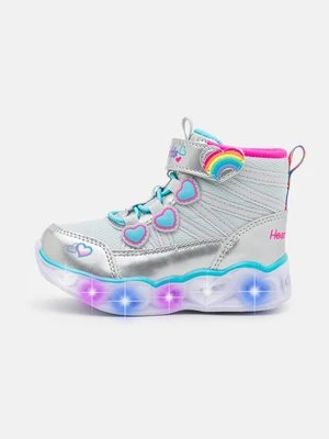 Kozaki Skechers