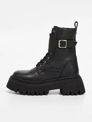 Kozaki sznurowane Gaudi