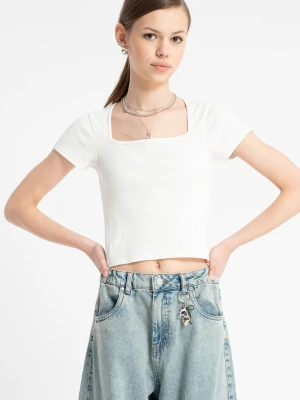 Kremowa bluzka w prążki z dekoltem karo Reporter