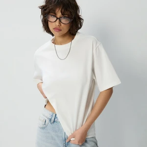 Kremowa luźna koszulka basic z okrągłym dekoltem House