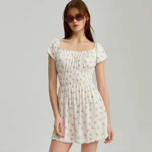 Kremowa sukienka mini z dzianiny w kwiaty House