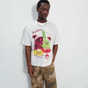 Kremowa świąteczna koszulka z nadrukiem Fugglers House