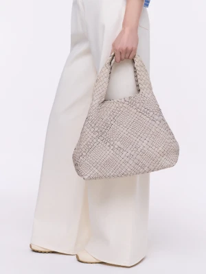 Kremowa torebka z plecionej skóry naturalnej TARANKO