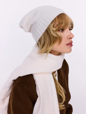 Kremowa wełniana czapka z domieszką kaszmiru TARANKO