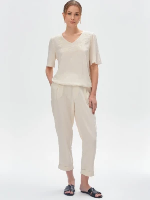 Kremowe spodnie 7/8 z paskiem w talii Greenpoint