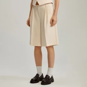 Kremowe szorty bermudy z wysokim stanem House