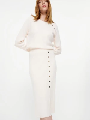 Kremowy dopasowany sweter z guzikami Greenpoint