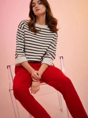 Kremowy sweter w paski Greenpoint