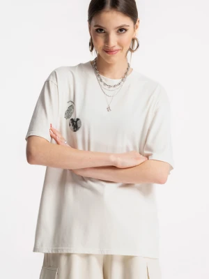 Kremowy t-shirt z autorską grafiką z przodu Reporter