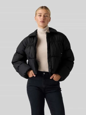 kroj regular fit kurtka pikowana z wykładanym kołnierzem model 'PRESLEY' Levi's Czarny