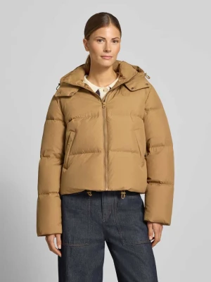 kroj regular fit kurtka w stylu puffer z odpinanym kapturem Lacoste Camel