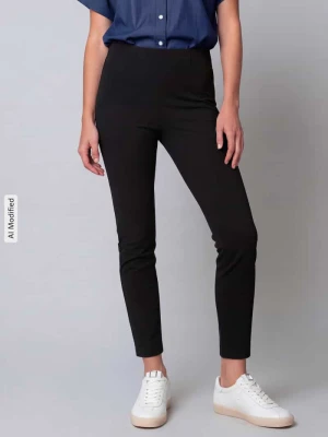 krój regular fit Wąskie spodnie z dodatkiem wełny model 'SABRINA' SEDUCTIVE Czarny