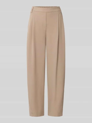 krój relaxed fit prosty spodnie z zakładkami w pasie model 'Metta' Opus Beżowy