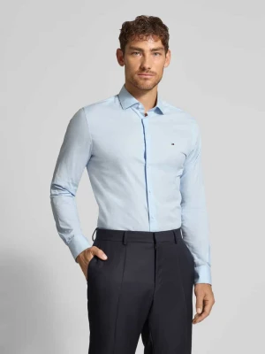 krój tailored koszula biznesowa z kołnierzykiem typu kent Tommy Hilfiger