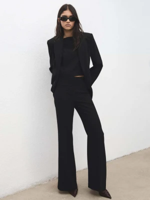 Krótka kamizelka garniturowa czarny - Kobieta - - MANGO