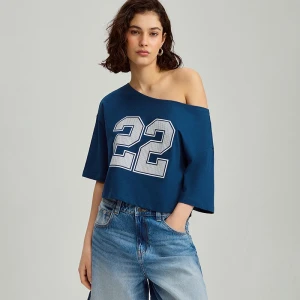 Krótka koszulka z opuszczonym ramieniem granatowa House