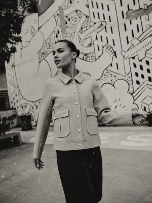 Krótka kurtka szara Moodo