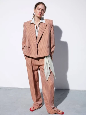 Krótka lniana marynarka w paski różowy - Kobieta - - MANGO