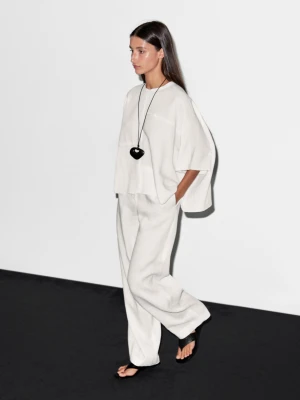 Krótka Peleryna Z Ozdobnymi Szwami - Biały - - Massimo Dutti - Kobieta