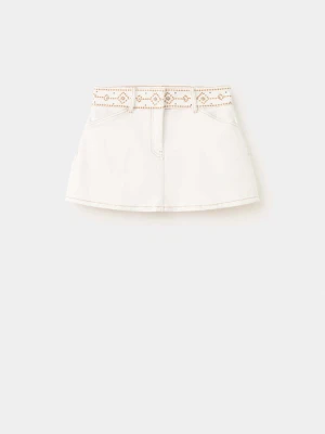 Krótka spódnica z haftowanym pasem złamana biel - Dziewczyna - - MANGO TEEN